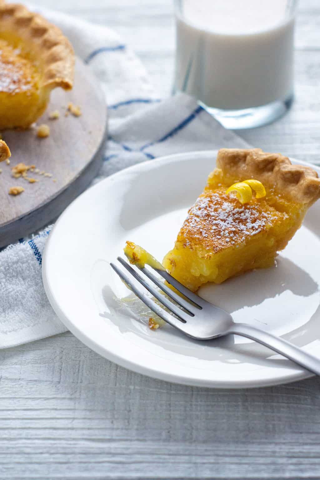 Southern Lemon Chess Pie Recipe - My Kitchen Serenity