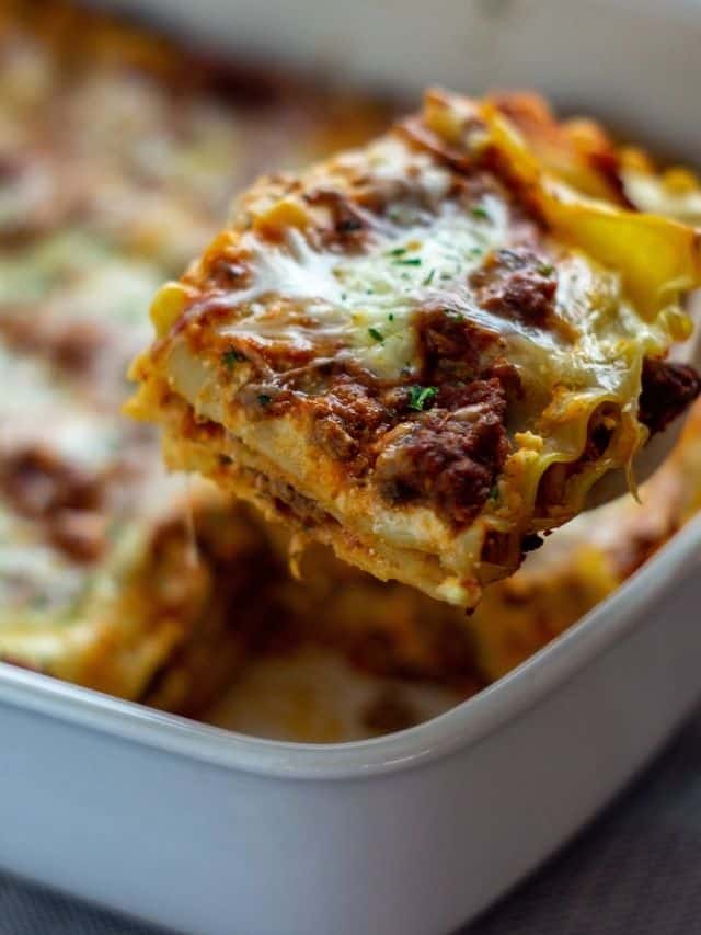 American Lasagna with Ricotta - My Kitchen Serenity