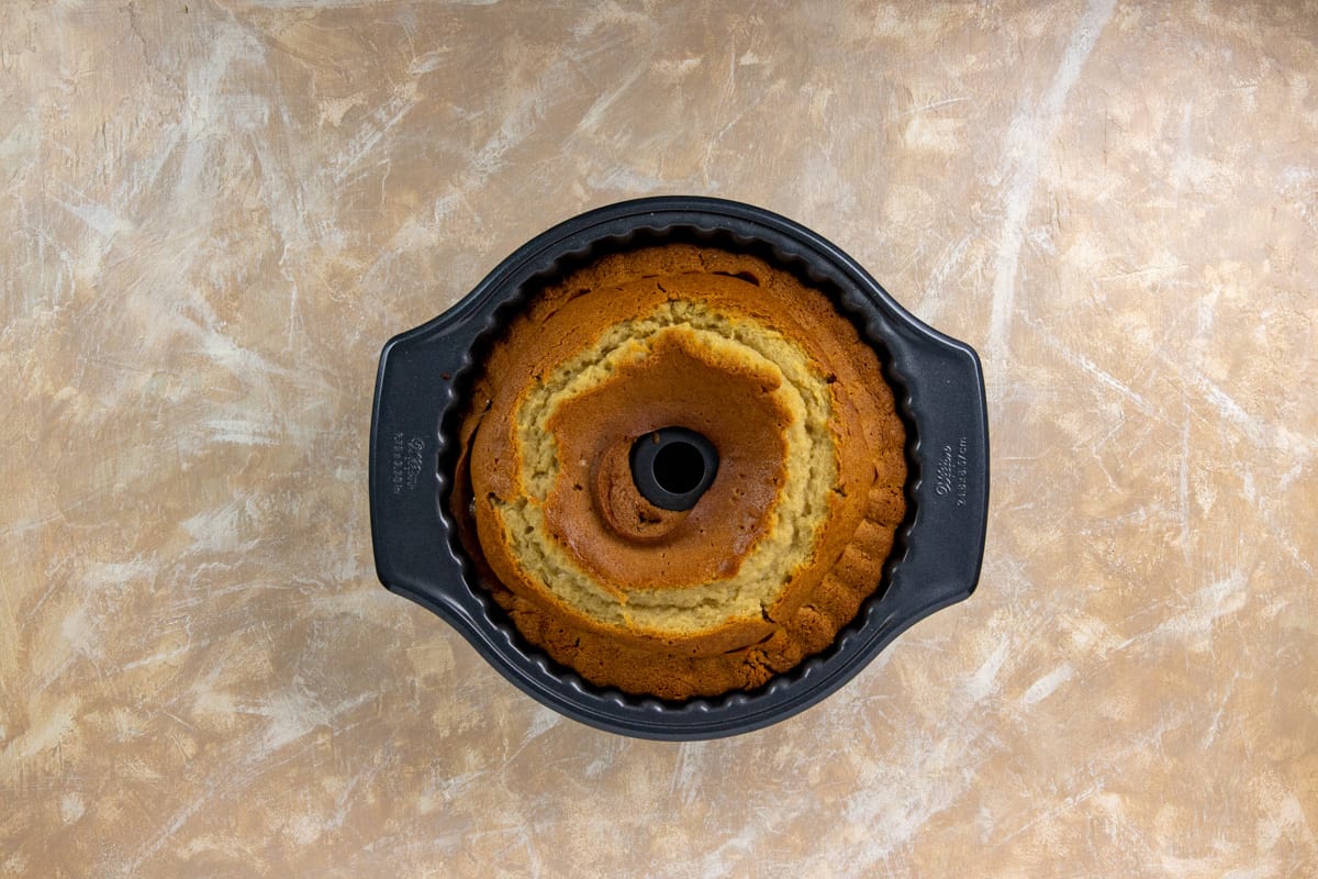 Baked cake in the cake pan.