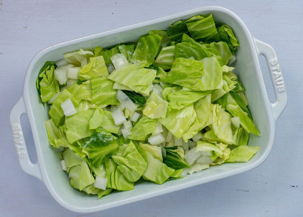 Easy Cabbage Casserole with Cheese and Ritz Cracker Topping