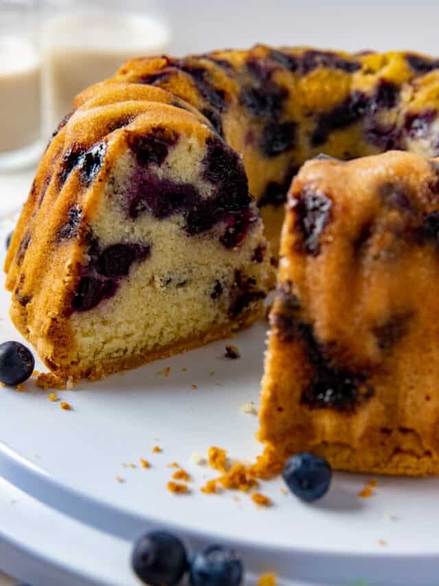Moist and Easy Blueberry Pound Cake