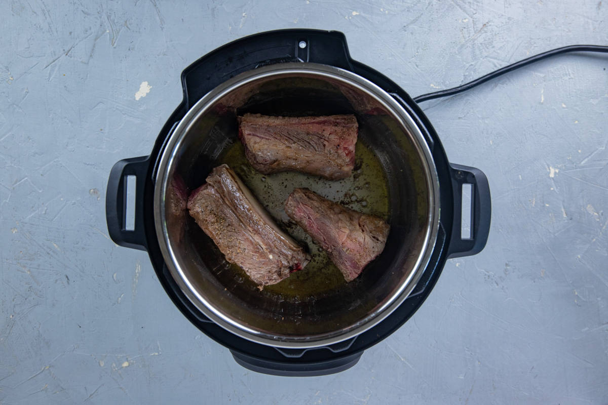 Seared ribs in the Instant Pot.