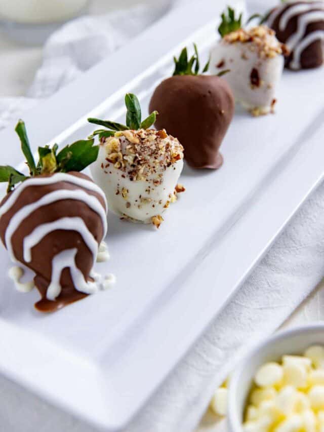 Chocolate Covered Strawberries with White Chocolate
