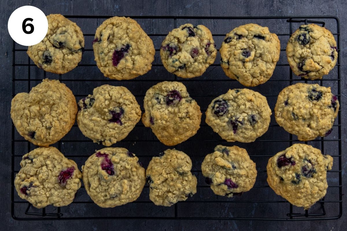 Baked cookies on cooling rack.