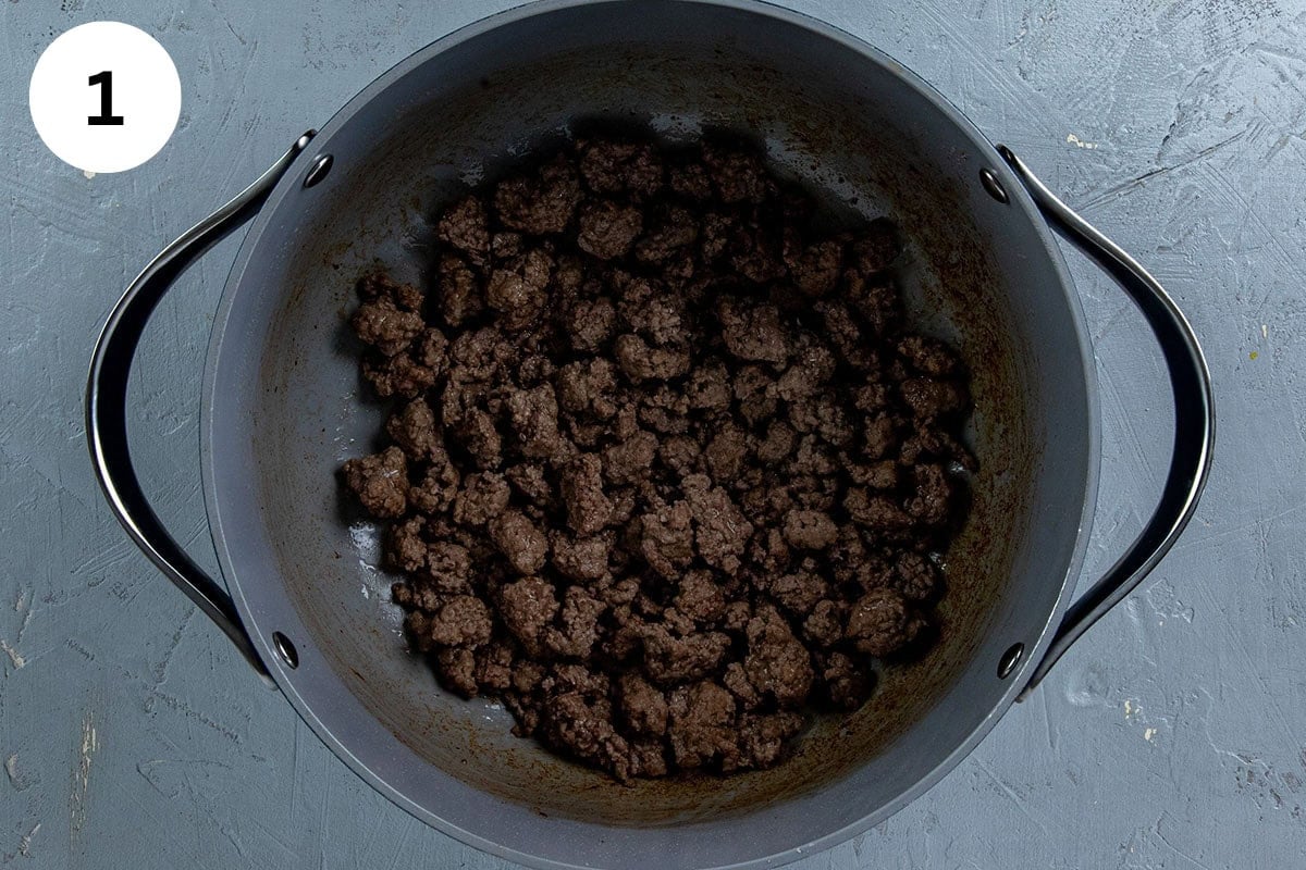 Ground beef cooked in a pot.